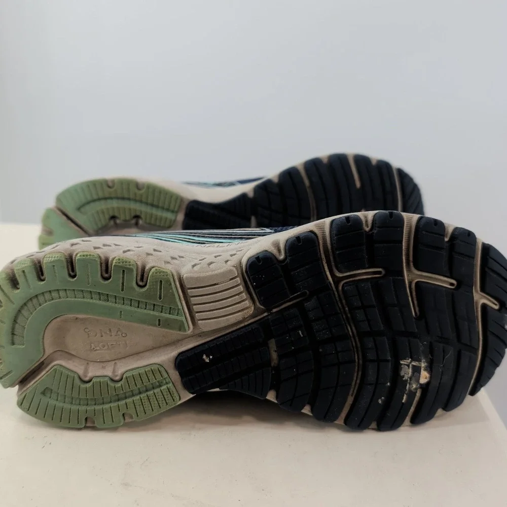 Brooks Adrenaline GTS 19 Cushioned‎ Lace-Up Athletic Sneakers Navy Blue Size 7